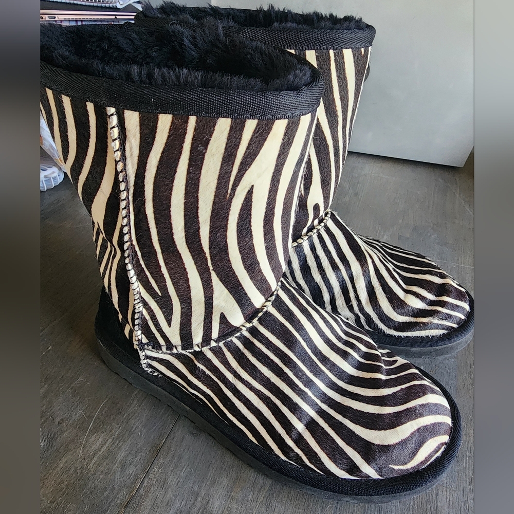 UGG Australia Zebria Print Women Boots
